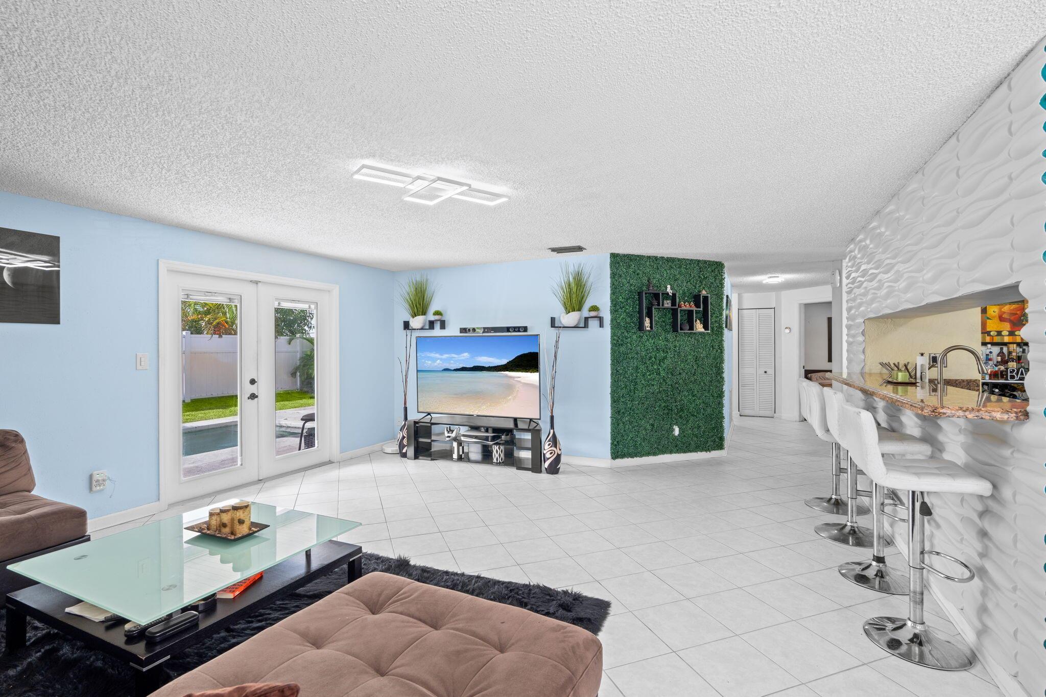 COUNTERPOINT ESTATES 10 - Residential
