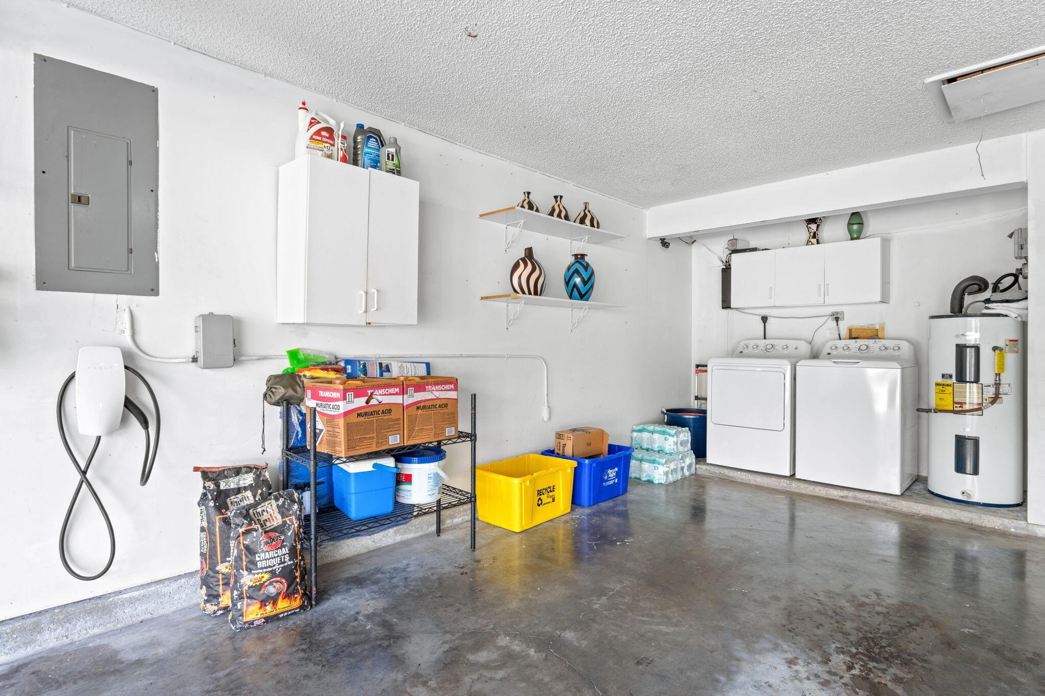 COUNTERPOINT ESTATES 10 - Residential