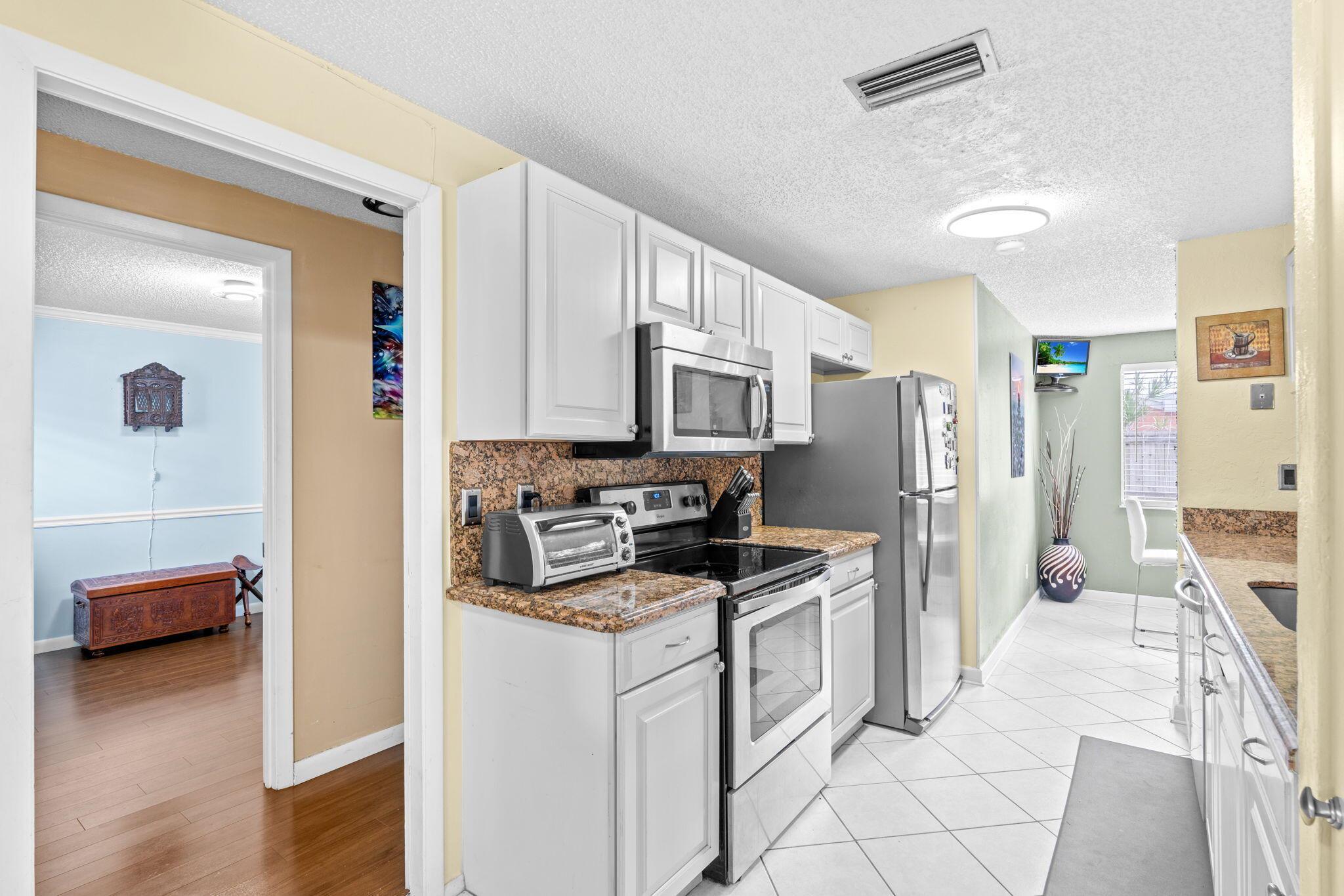 COUNTERPOINT ESTATES 10 - Residential