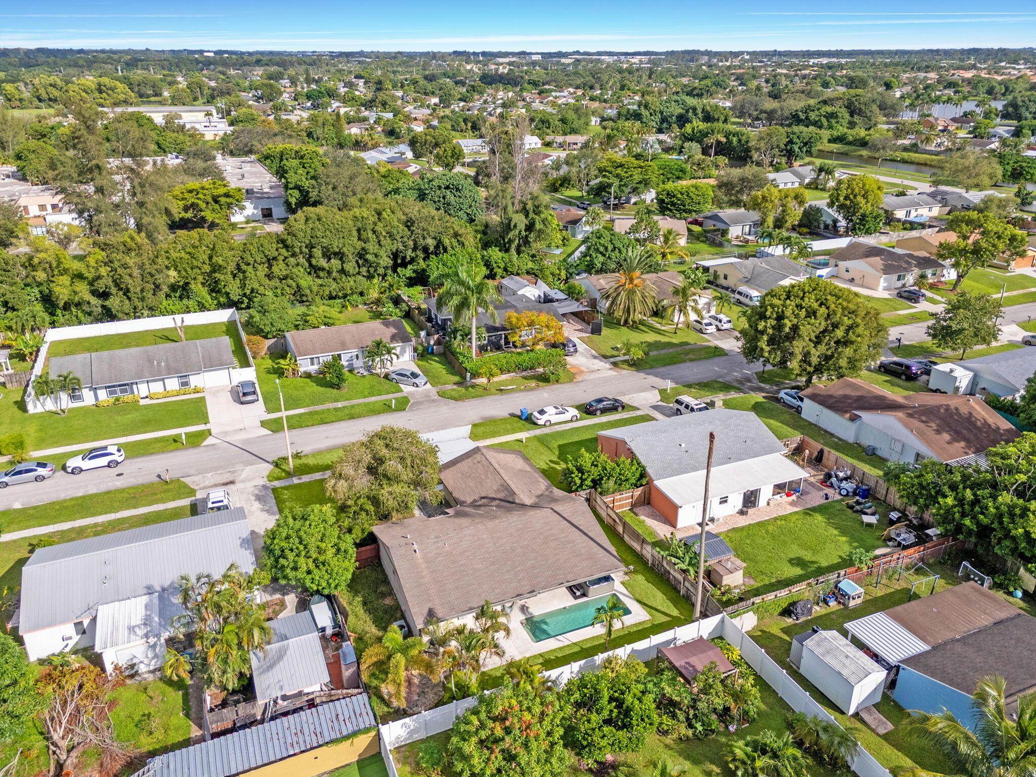 COUNTERPOINT ESTATES 10 - Residential
