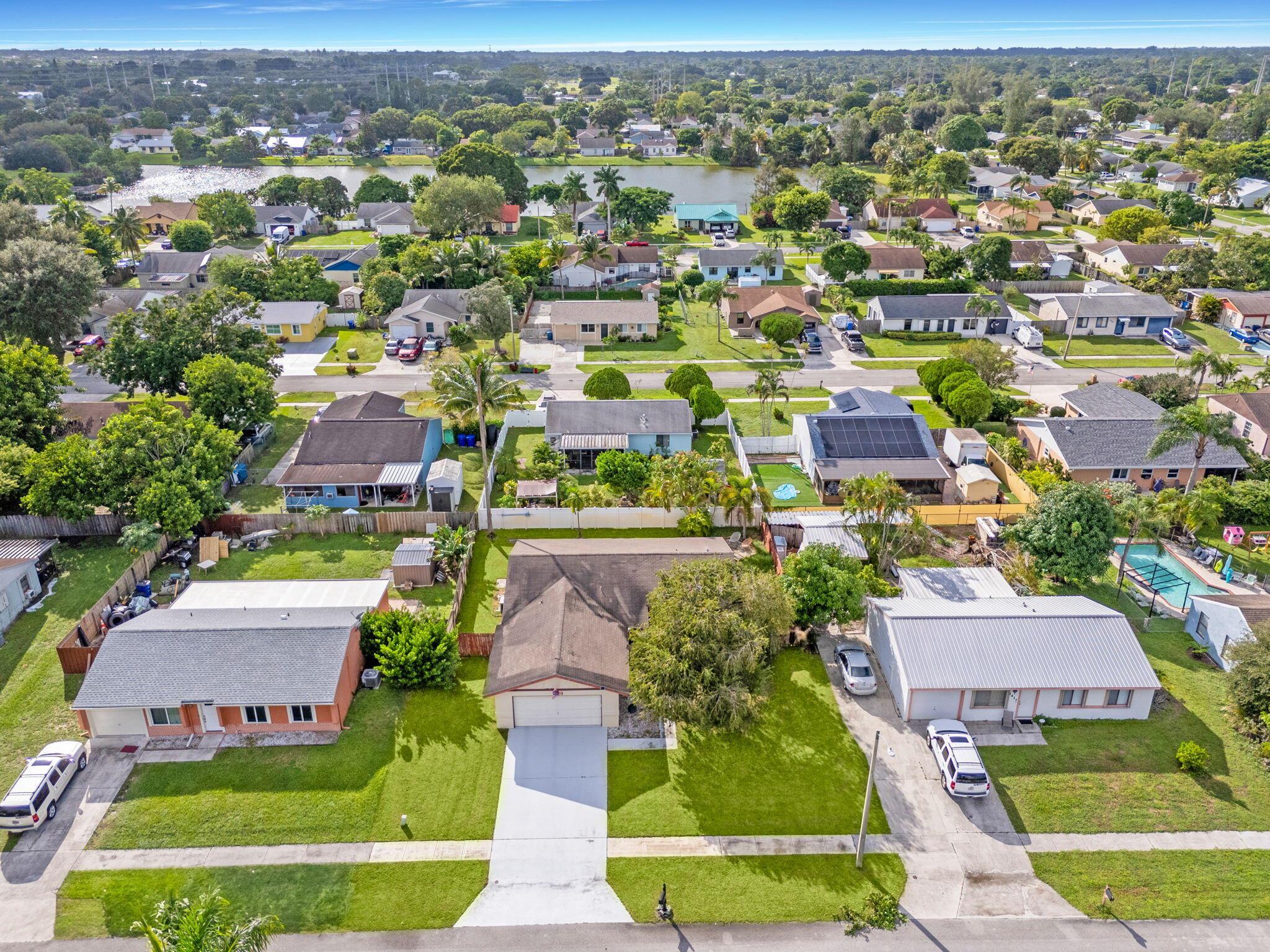 COUNTERPOINT ESTATES 10 - Residential