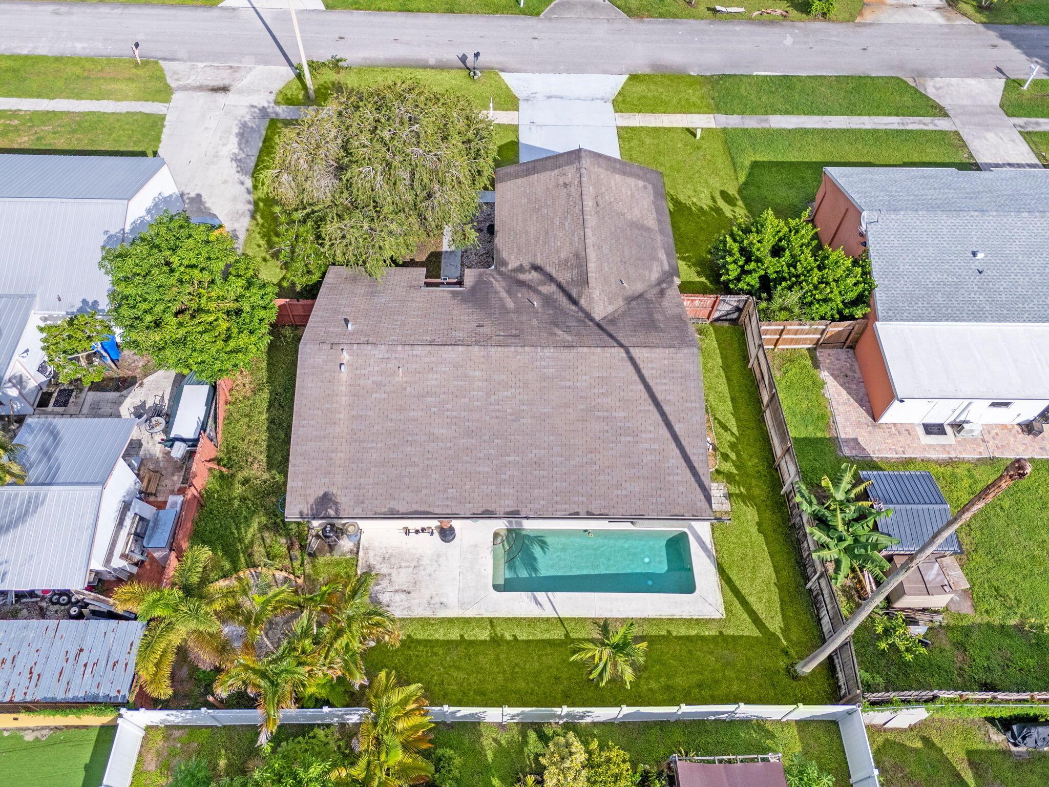 COUNTERPOINT ESTATES 10 - Residential