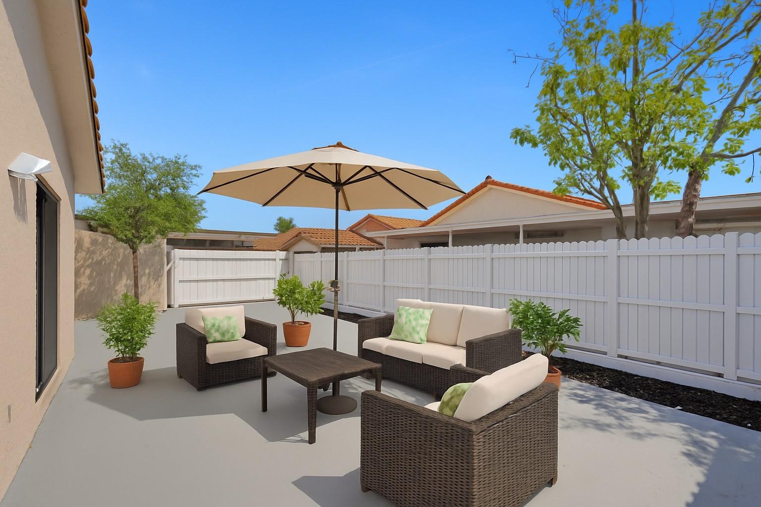 El Prado By The Lake - Residential