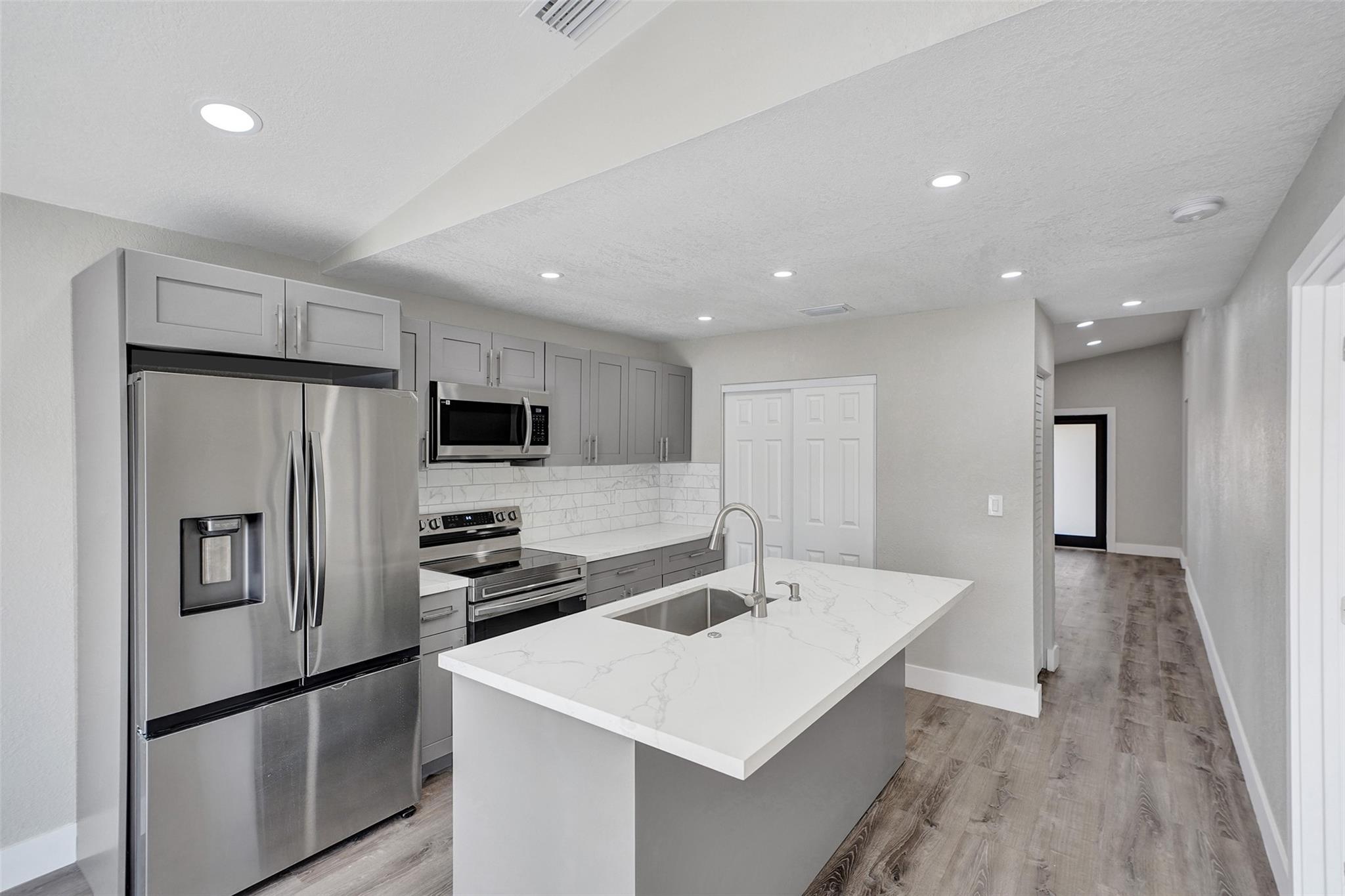 El Prado By The Lake - Residential