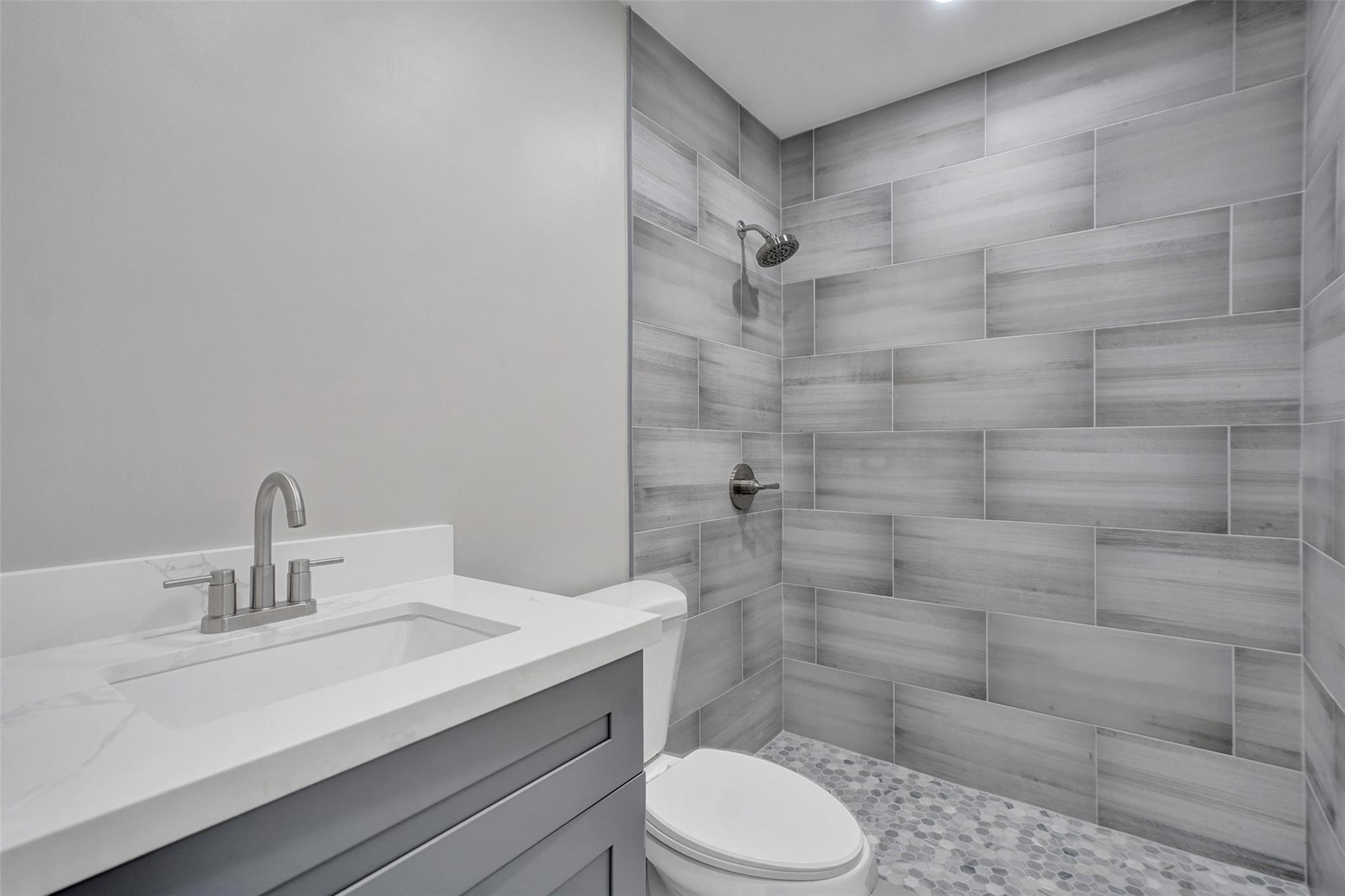El Prado By The Lake - Residential