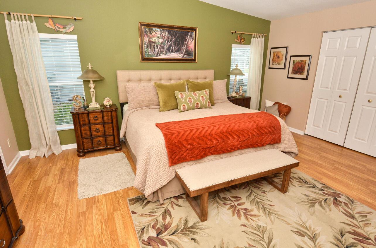 EAGLE'S RETREAT AT SAVANN - Residential