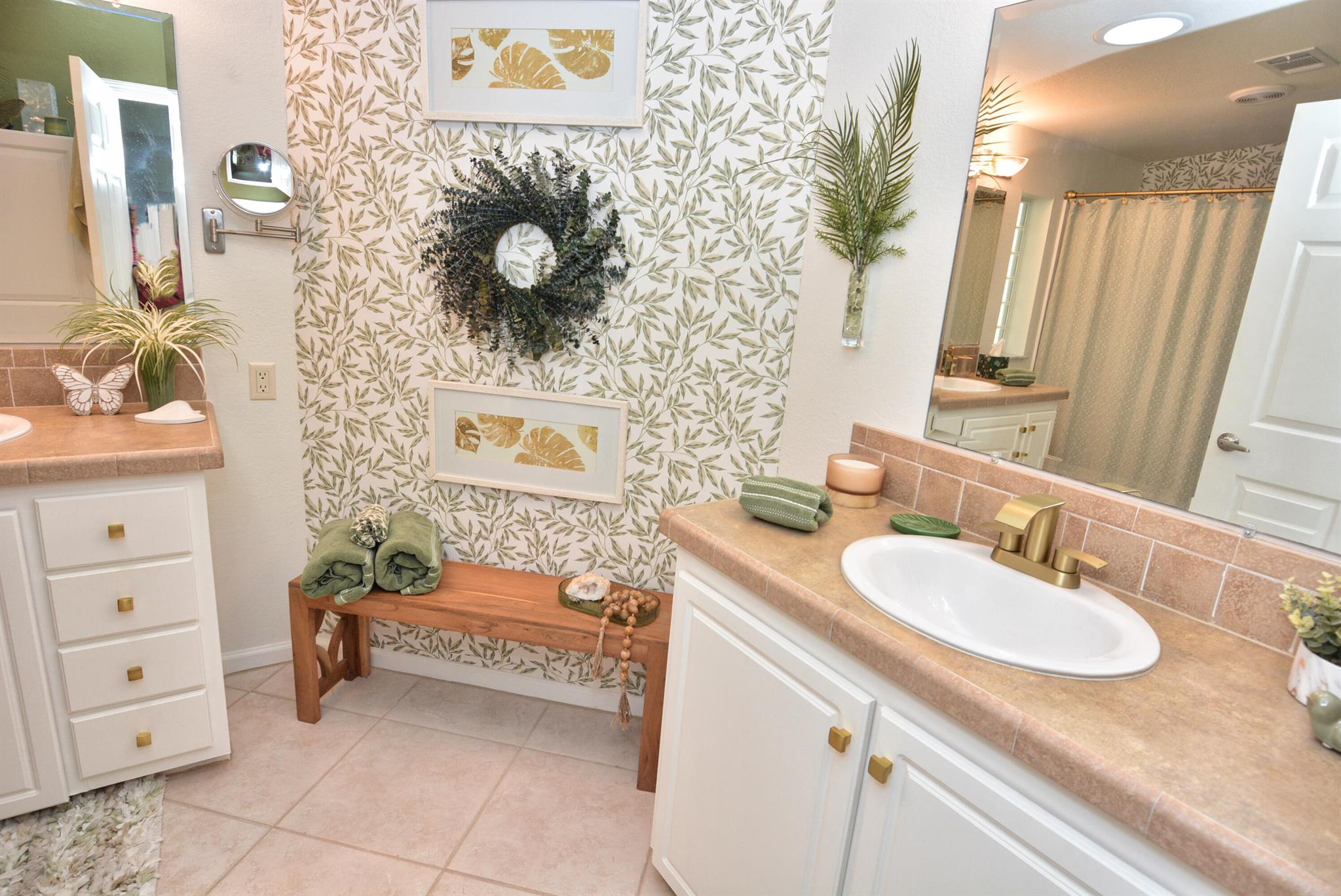 EAGLE'S RETREAT AT SAVANN - Residential