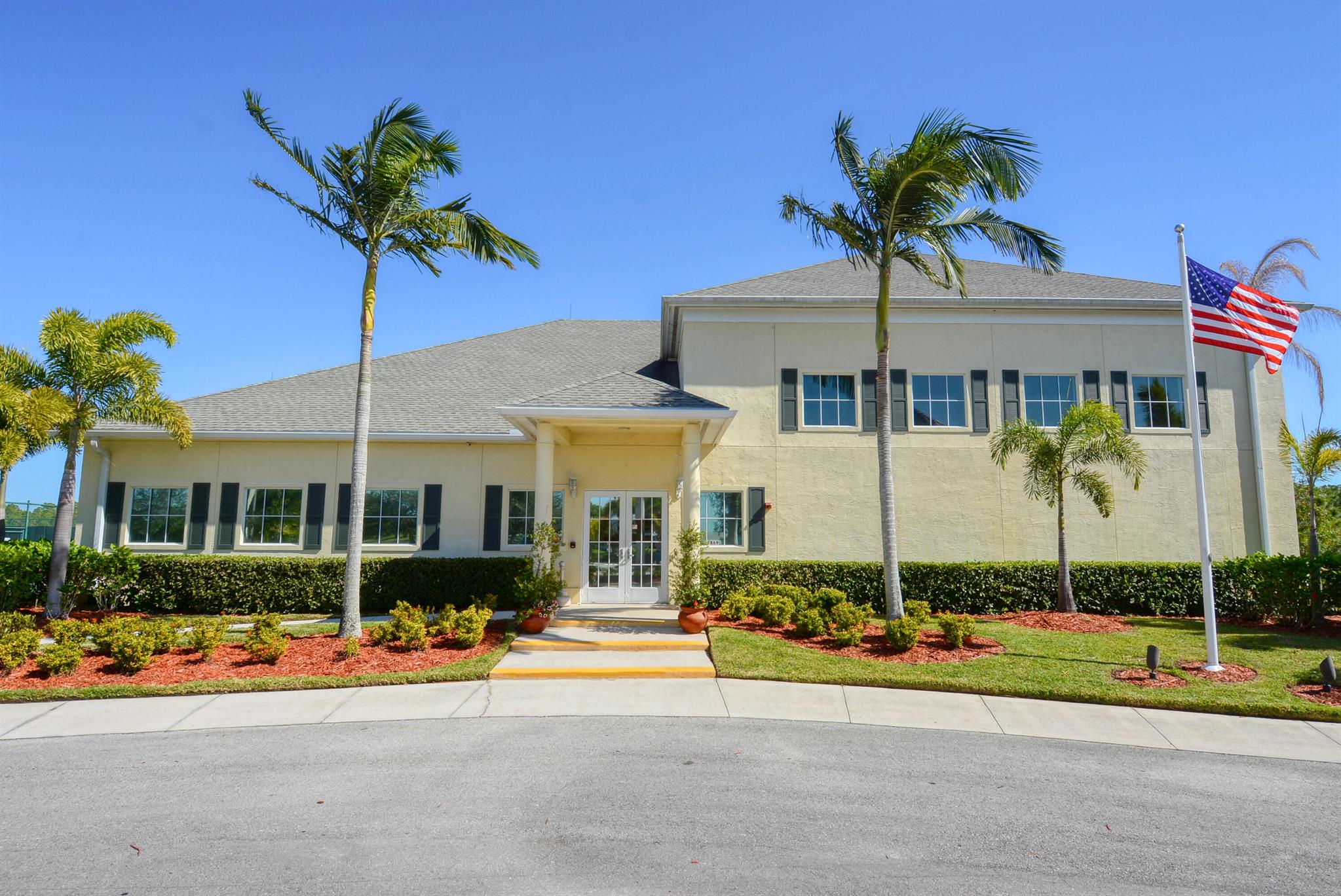 EAGLE'S RETREAT AT SAVANN - Residential