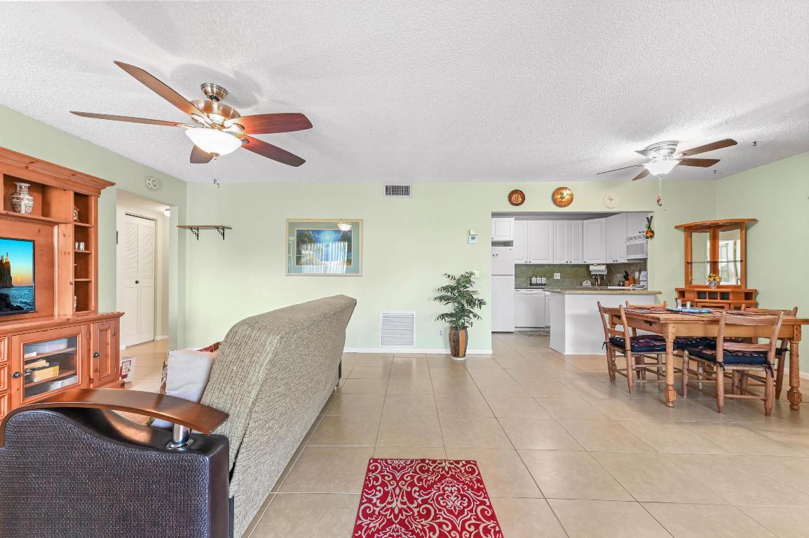 Pine Ridge South Condominiums - Residential