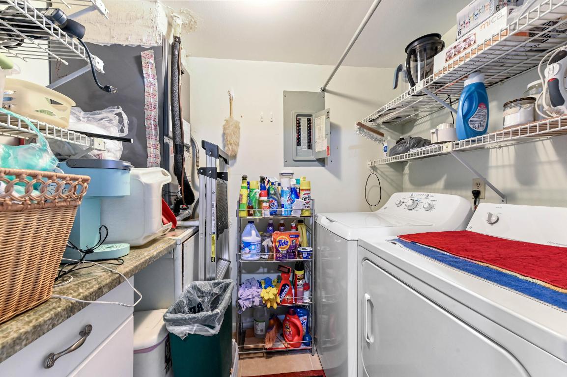 Pine Ridge South Condominiums - Residential