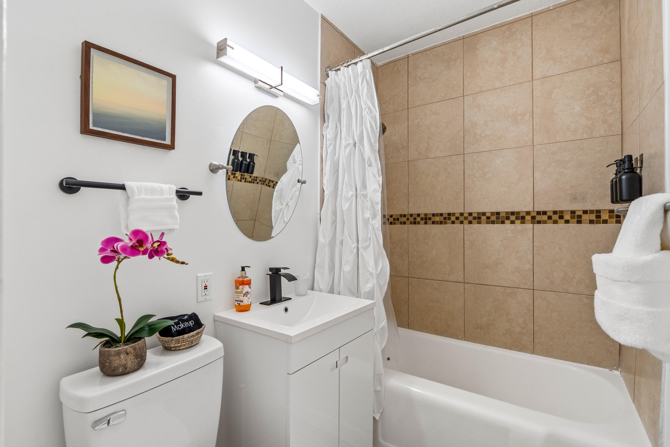 POINSETTIA HEIGHTS - Residential Lease