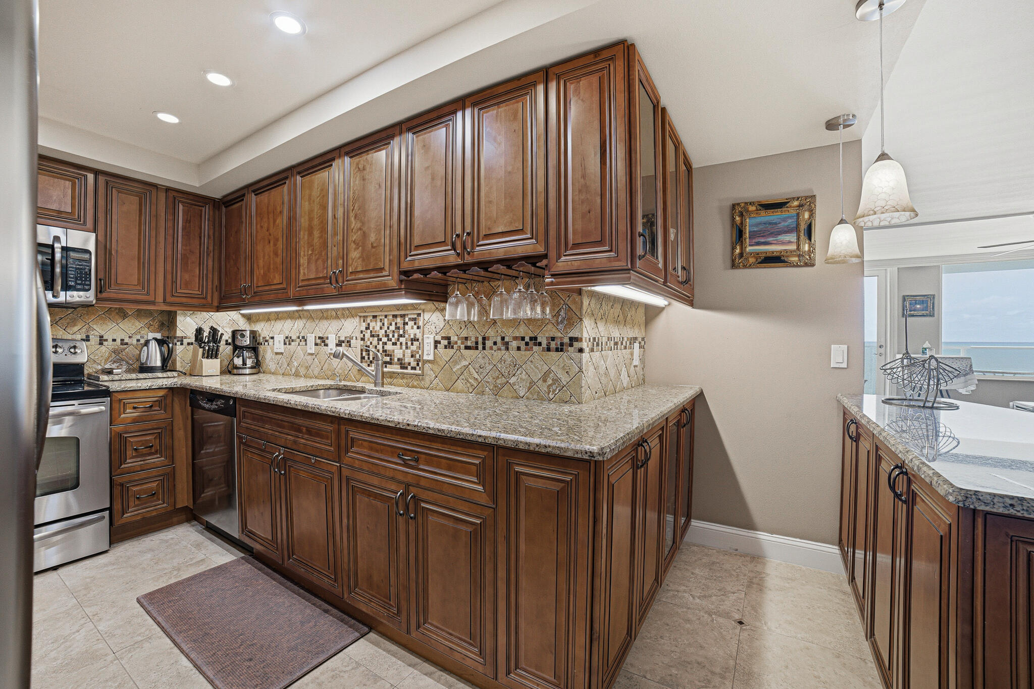 PATRICIAN OF PALM BEACH CONDO - Residential Lease