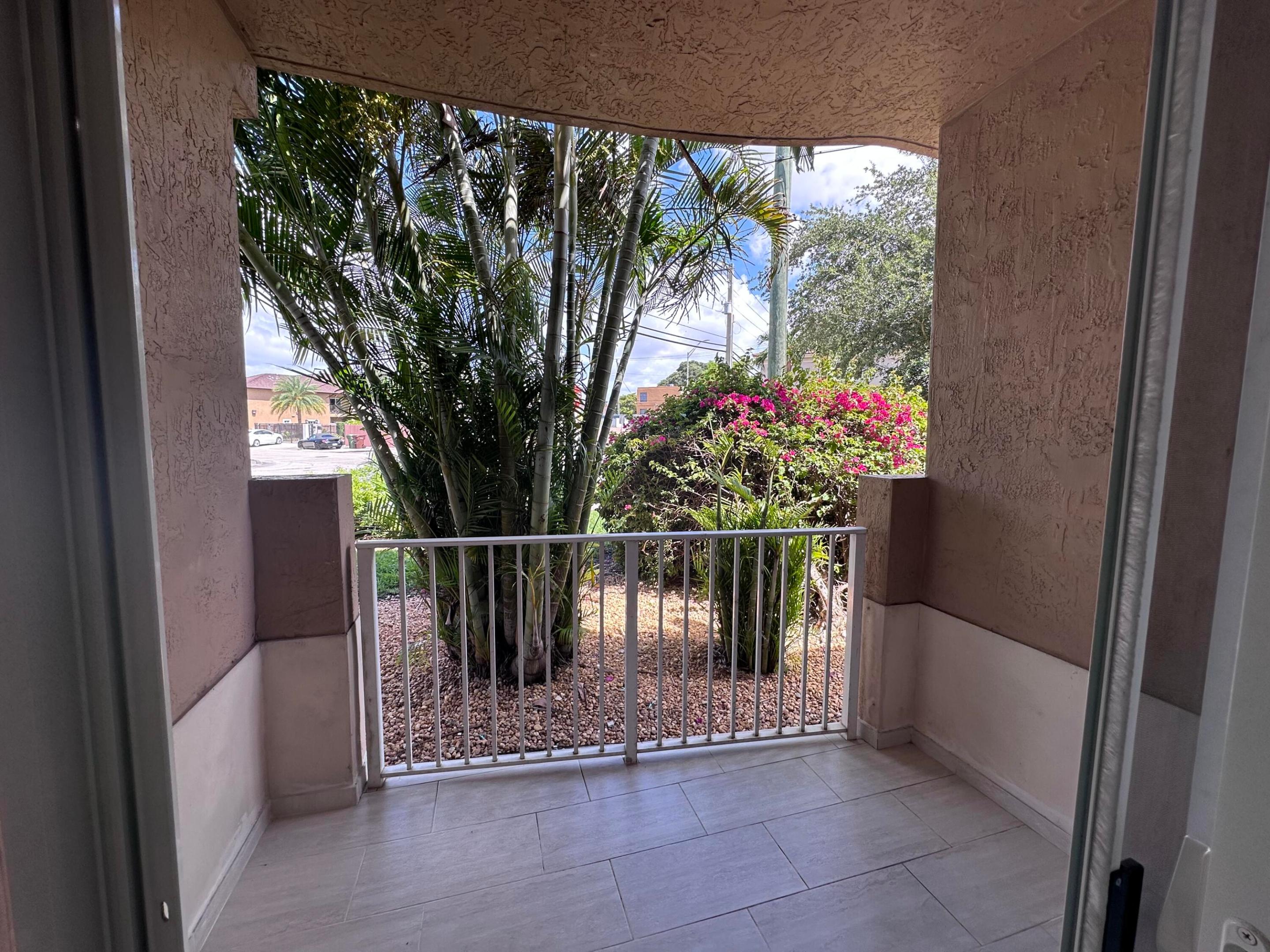 300 E 4th Street 103