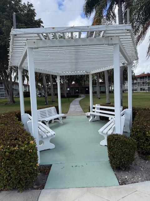 REGAL PALMS EATON CONDO - Residential