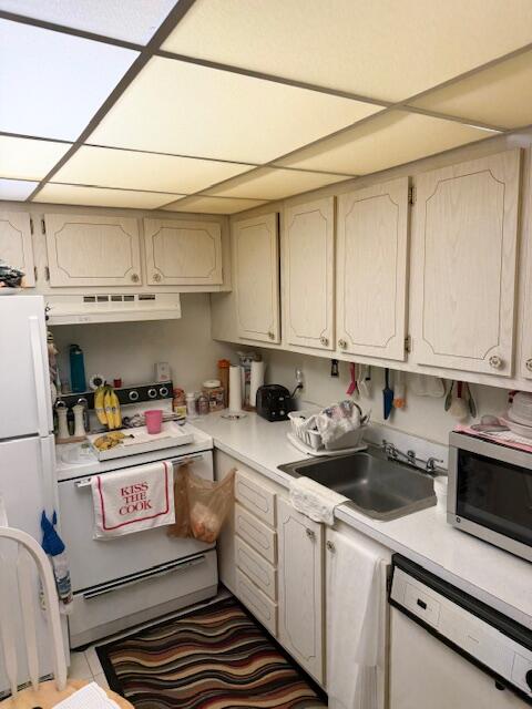 REGAL PALMS EATON CONDO - Residential