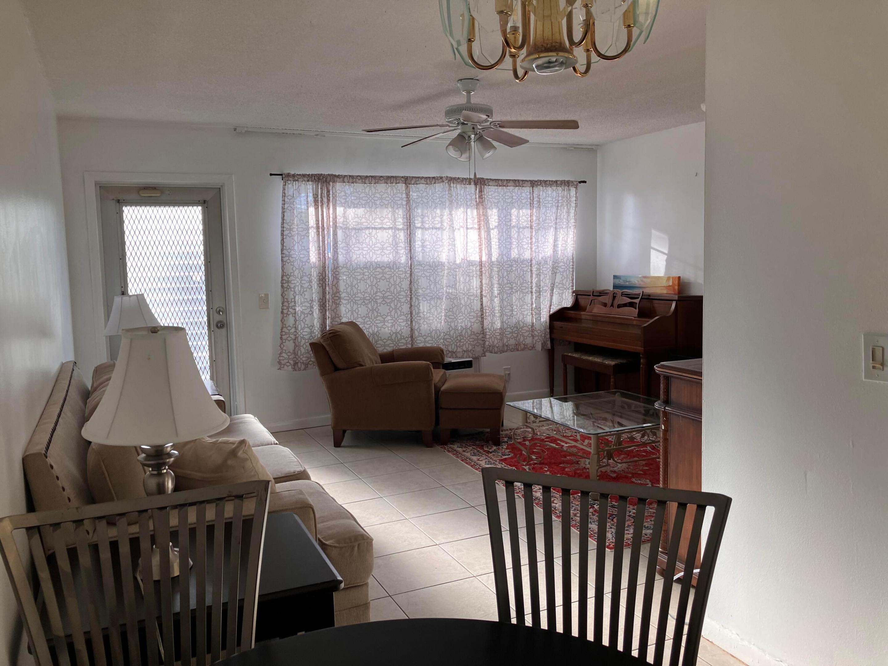 NORTHAMPTON CONDOS - Residential Lease