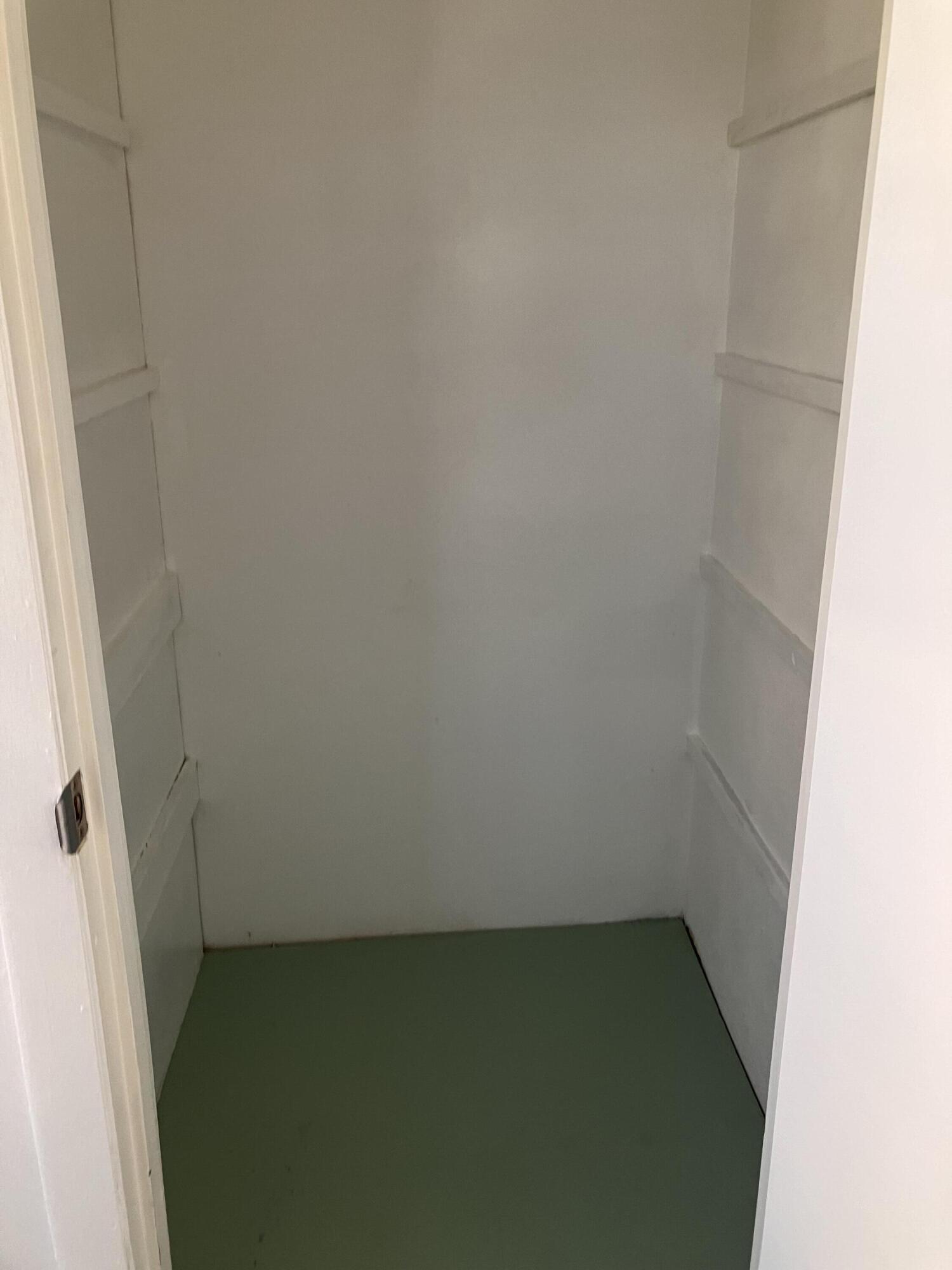 NORTHAMPTON CONDOS - Residential Lease