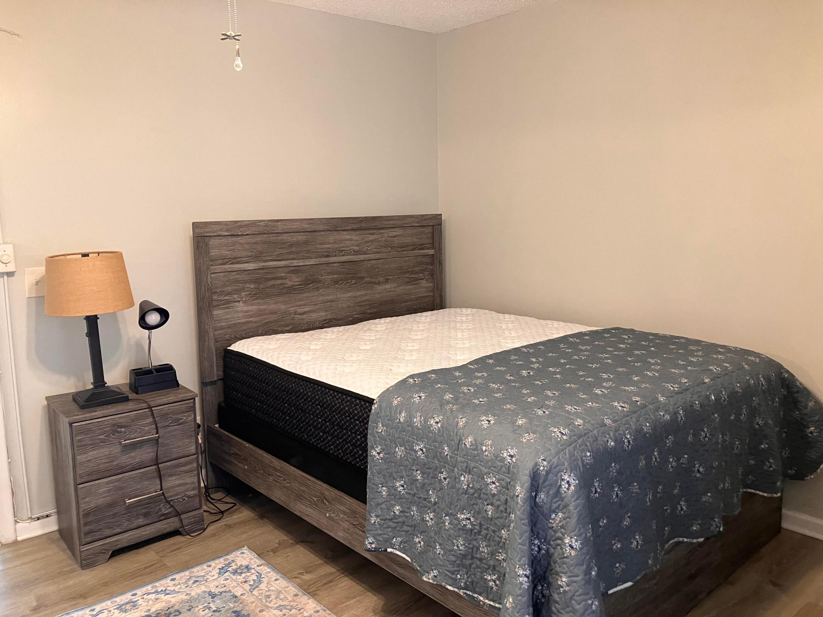 NORTHAMPTON CONDOS - Residential Lease