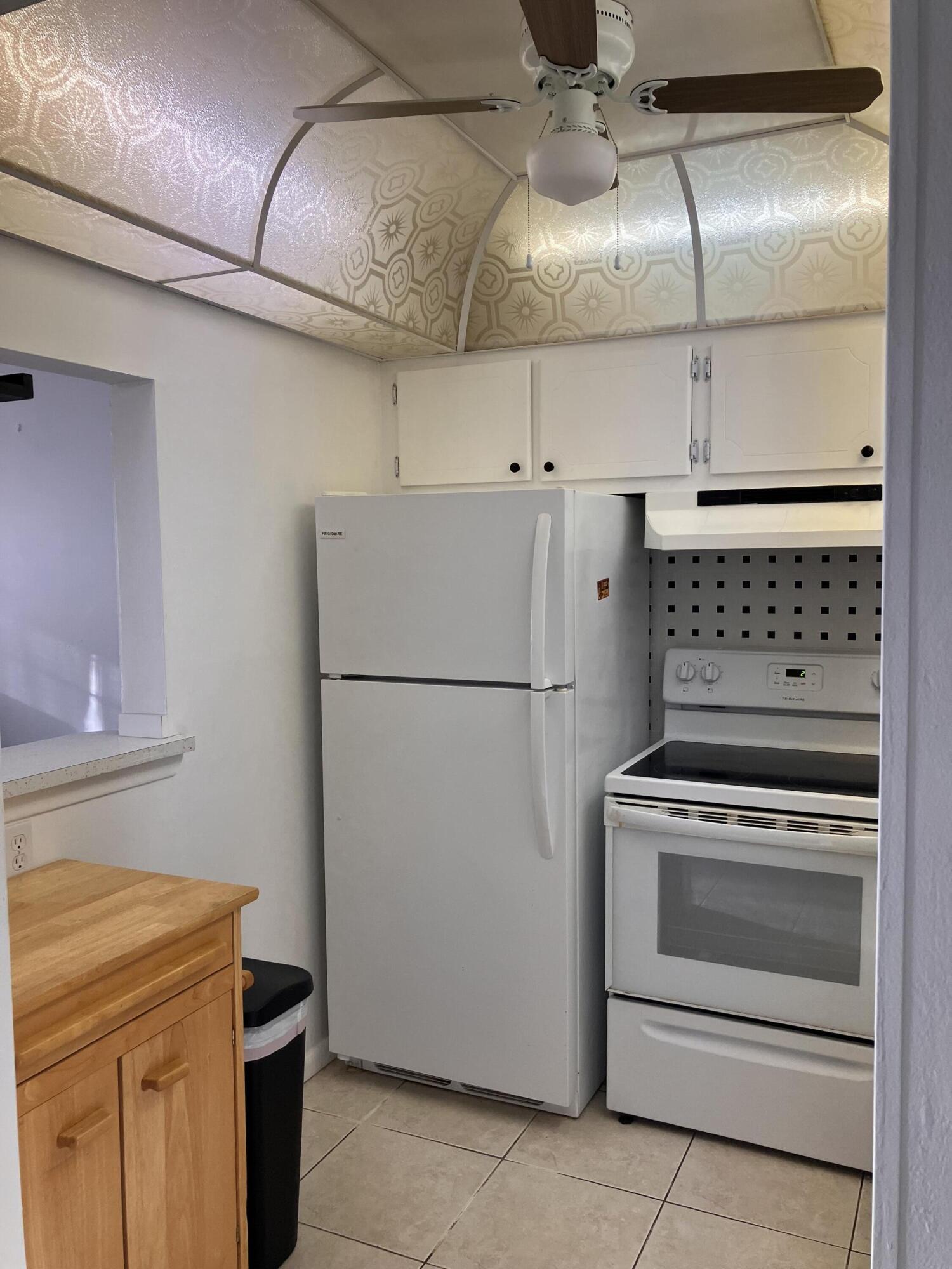 NORTHAMPTON CONDOS - Residential Lease