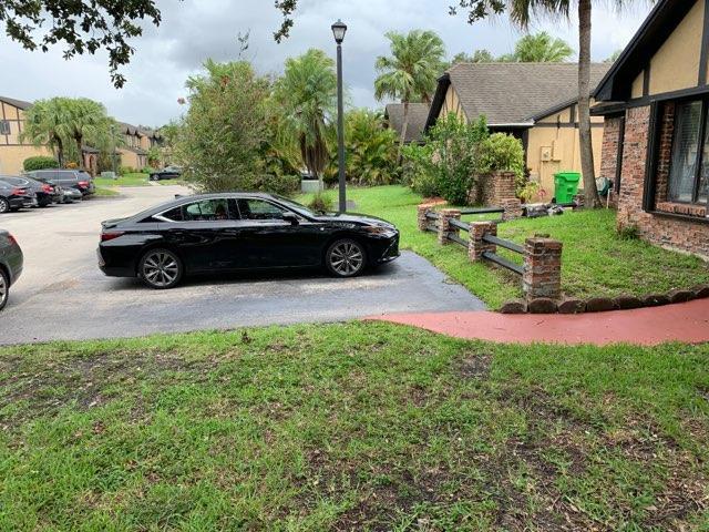 SPRINGTREE LAKES - Residential