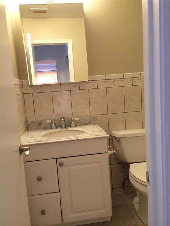 SPRINGTREE LAKES - Residential