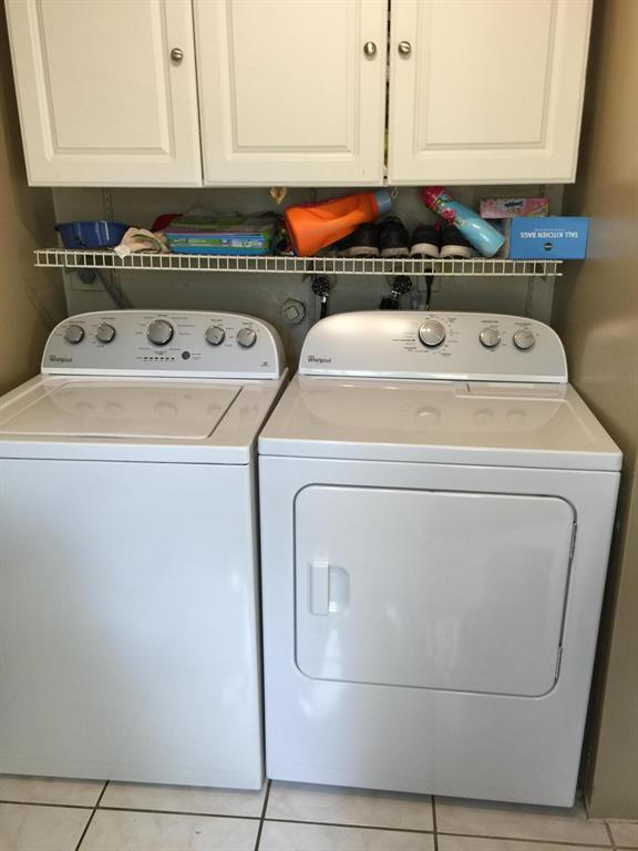 SPRINGTREE LAKES - Residential