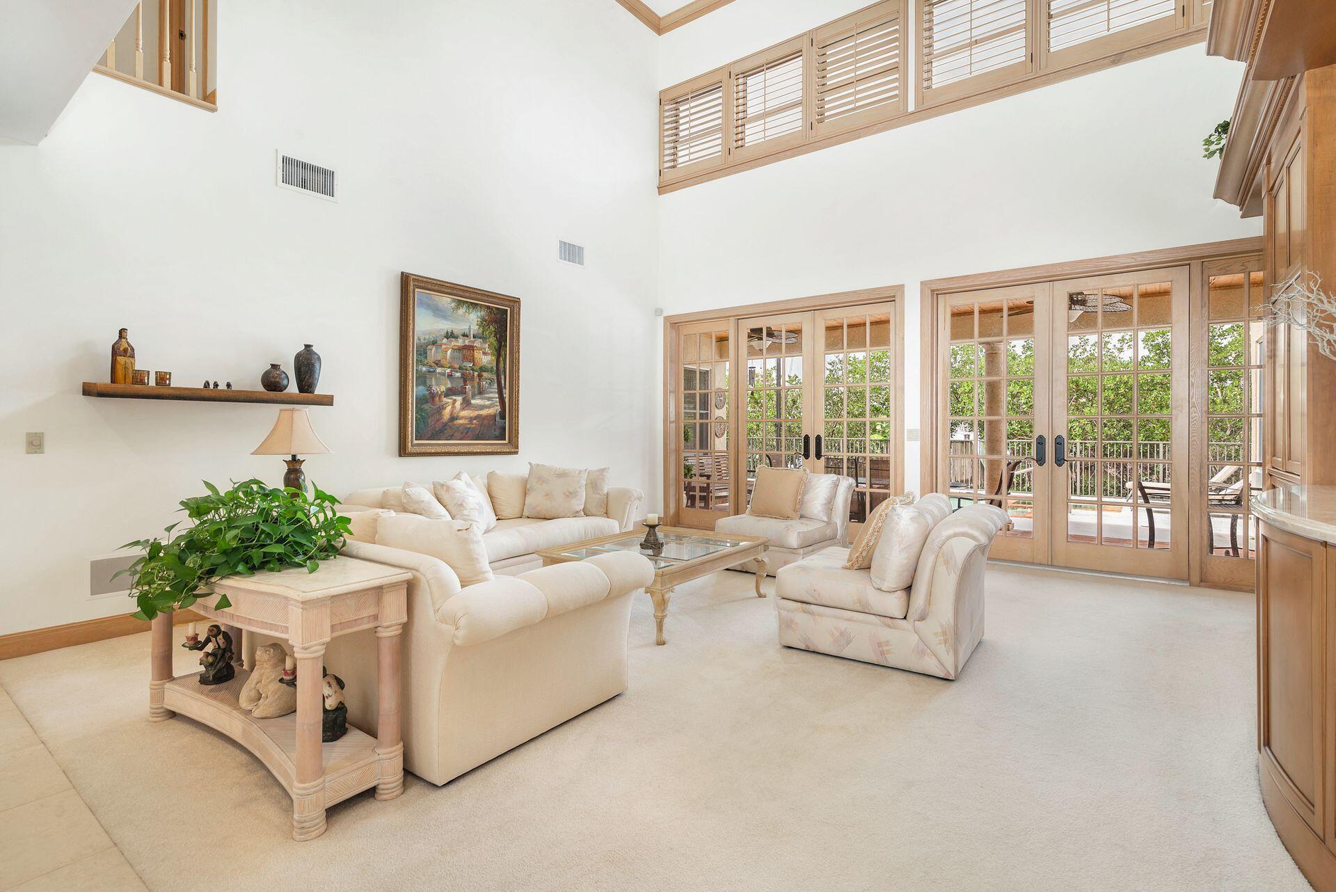 BARROW ISLAND AT JONATHAN - Residential