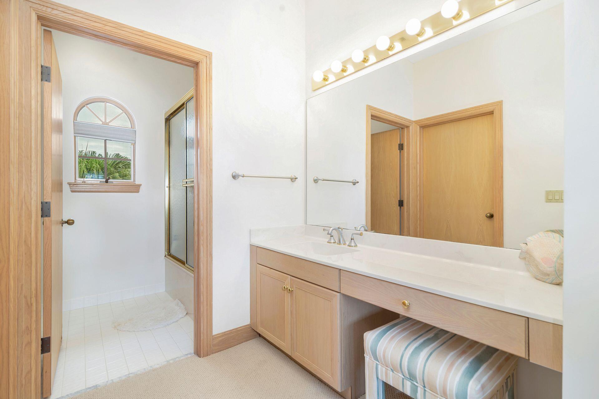 BARROW ISLAND AT JONATHAN - Residential