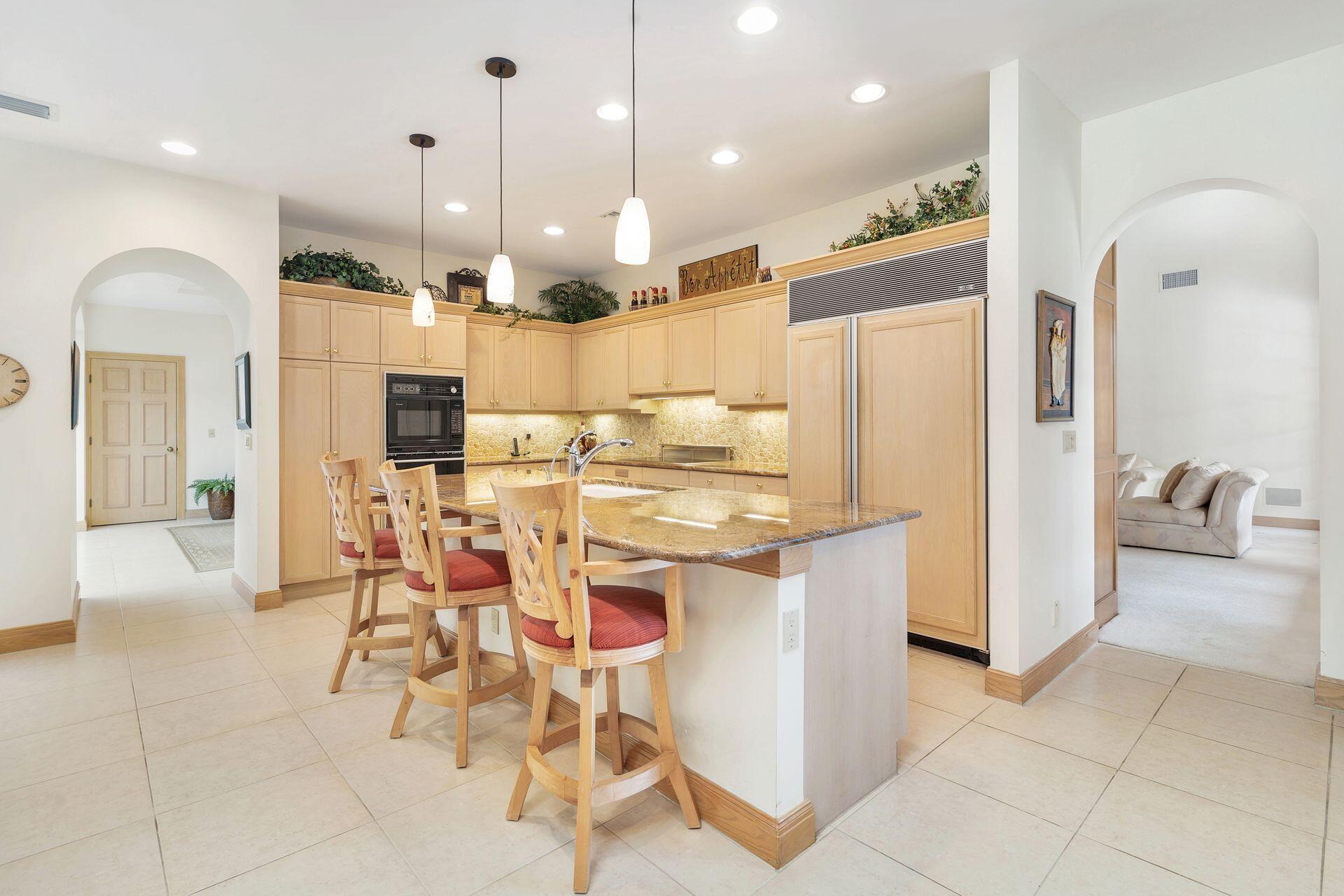 BARROW ISLAND AT JONATHAN - Residential