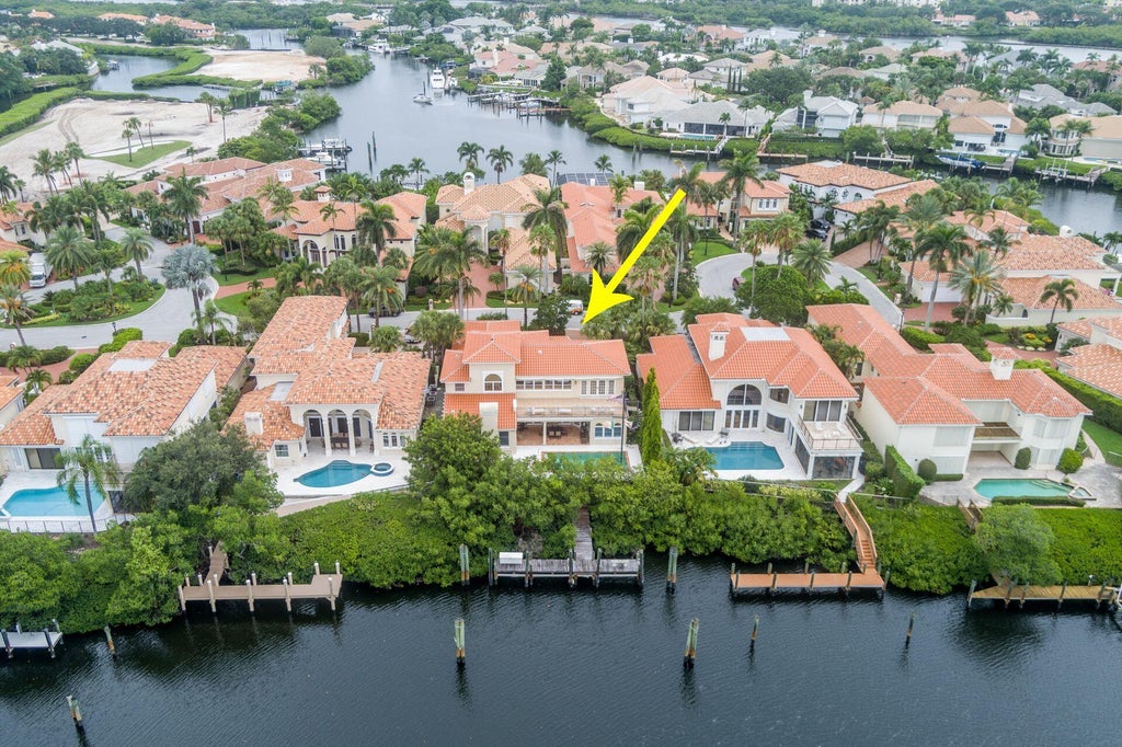 Photo of 3330 Bridgegate Drive, Jupiter, FL 33477 (MLS # R11019582)
