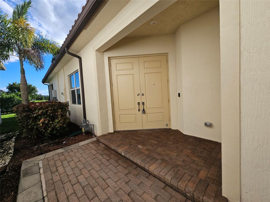 Photo of 4757 Saddle Ranch Road, Lake Worth, FL 33467 (MLS # F10531375)