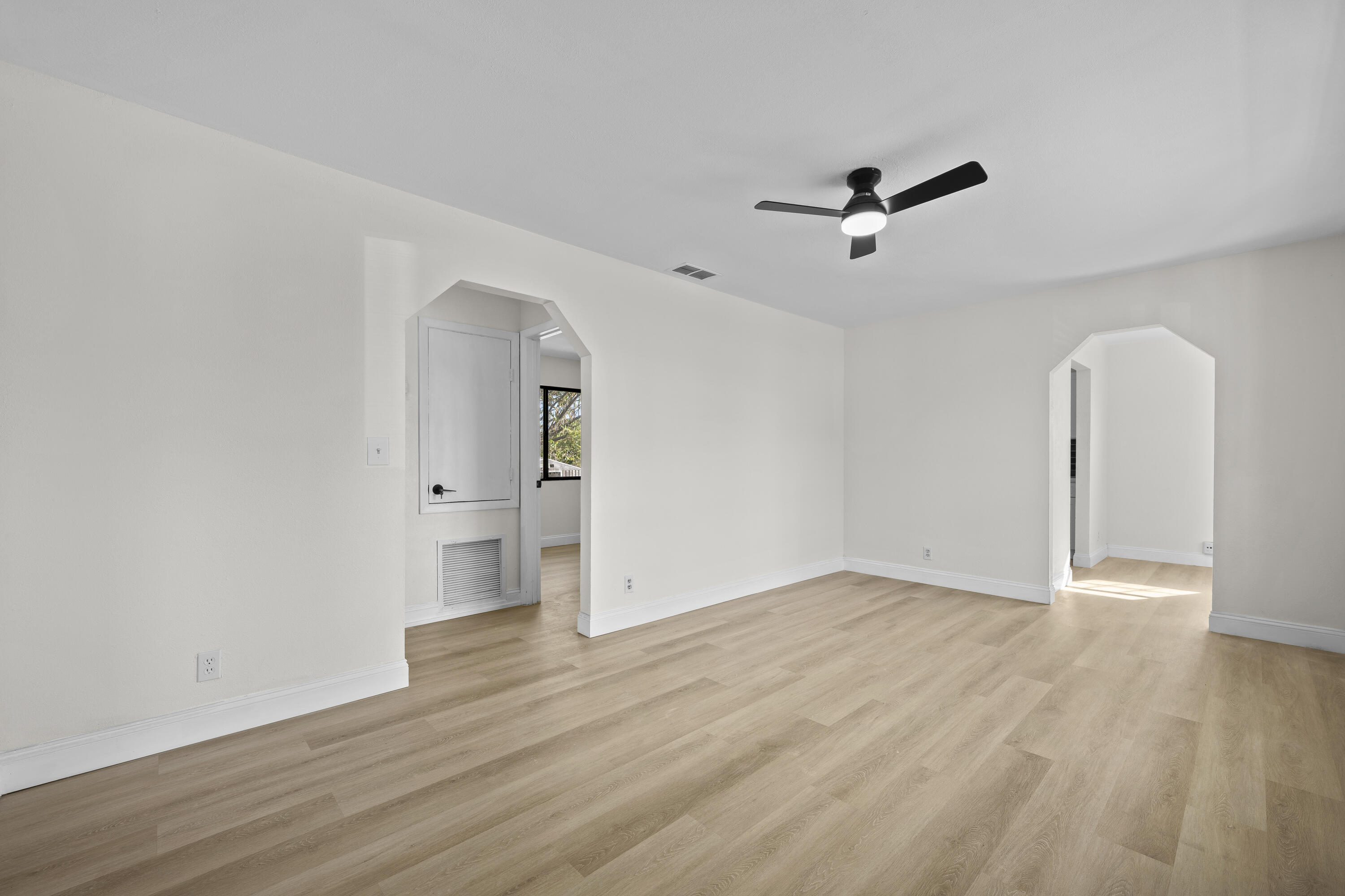 MONROE HEIGHTS - Residential