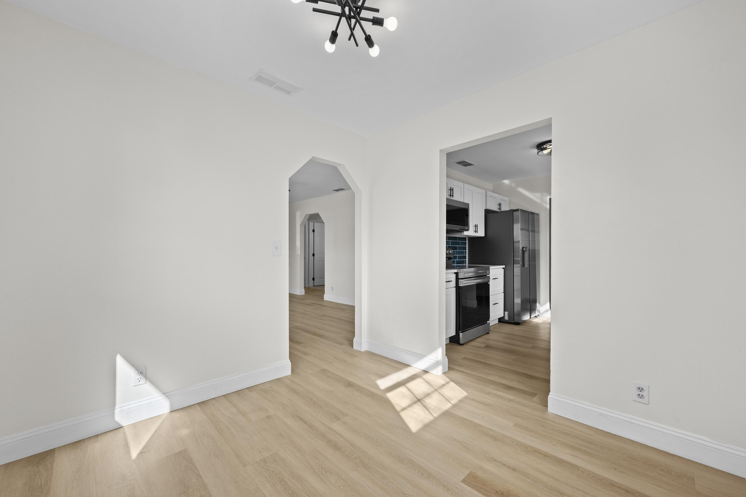 MONROE HEIGHTS - Residential