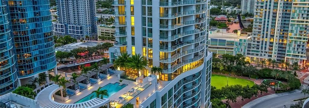 Photo of 100 E Las Olas Boulevard #1902, Fort Lauderdale, FL 33301 (MLS # B26022009)