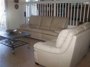 OLYMPIA 2 - Residential Lease