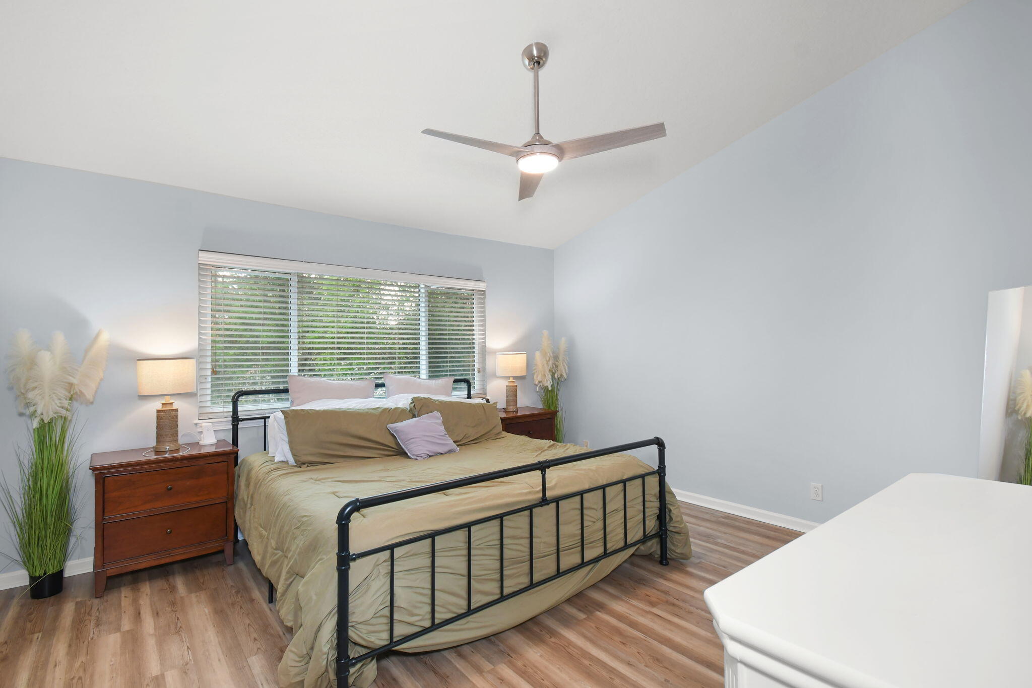 PALM POINTE AT MARTIN DOWNS (AKA MARTIN DOWNS PLAT - Residential