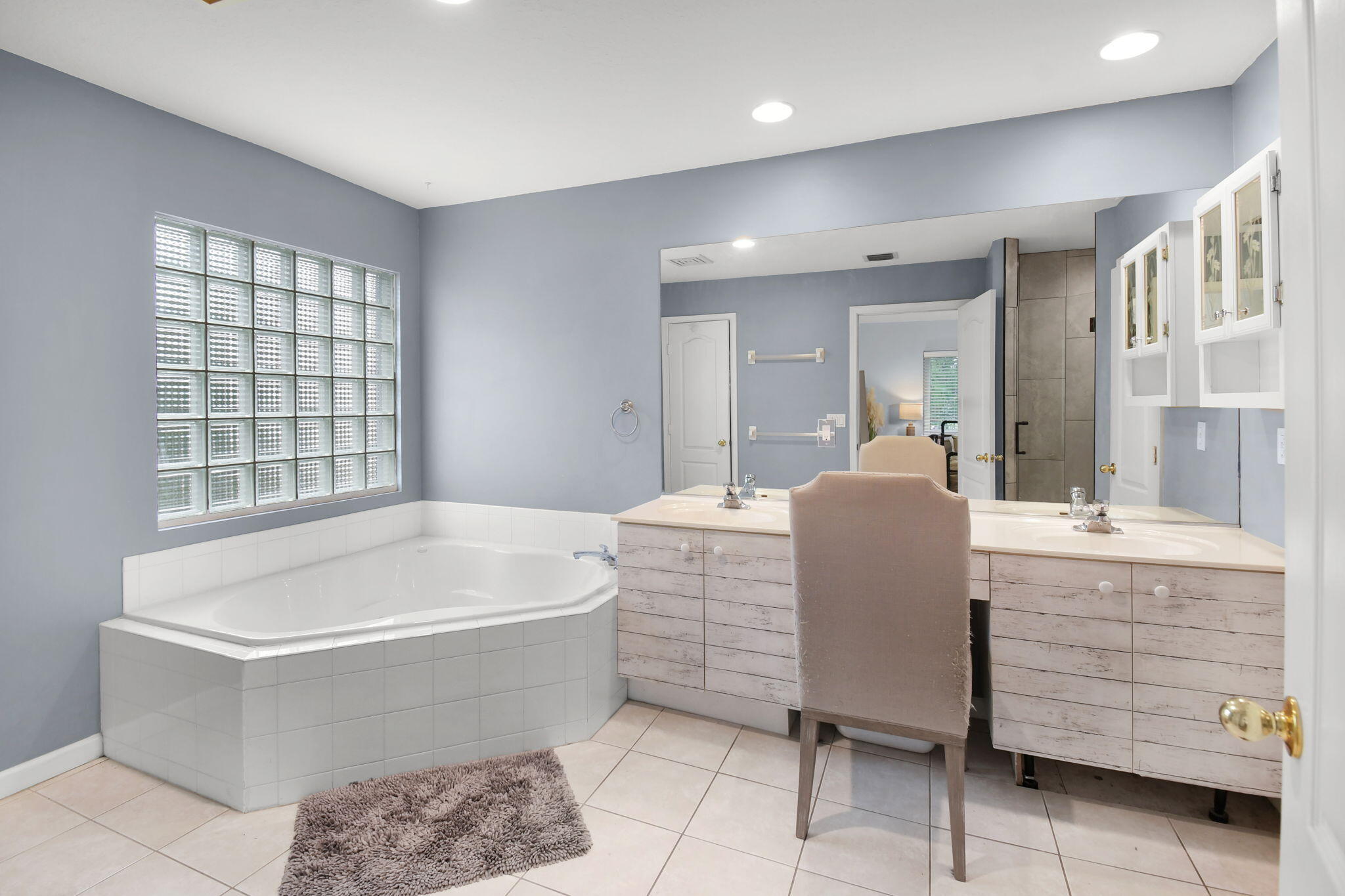 PALM POINTE AT MARTIN DOWNS (AKA MARTIN DOWNS PLAT - Residential