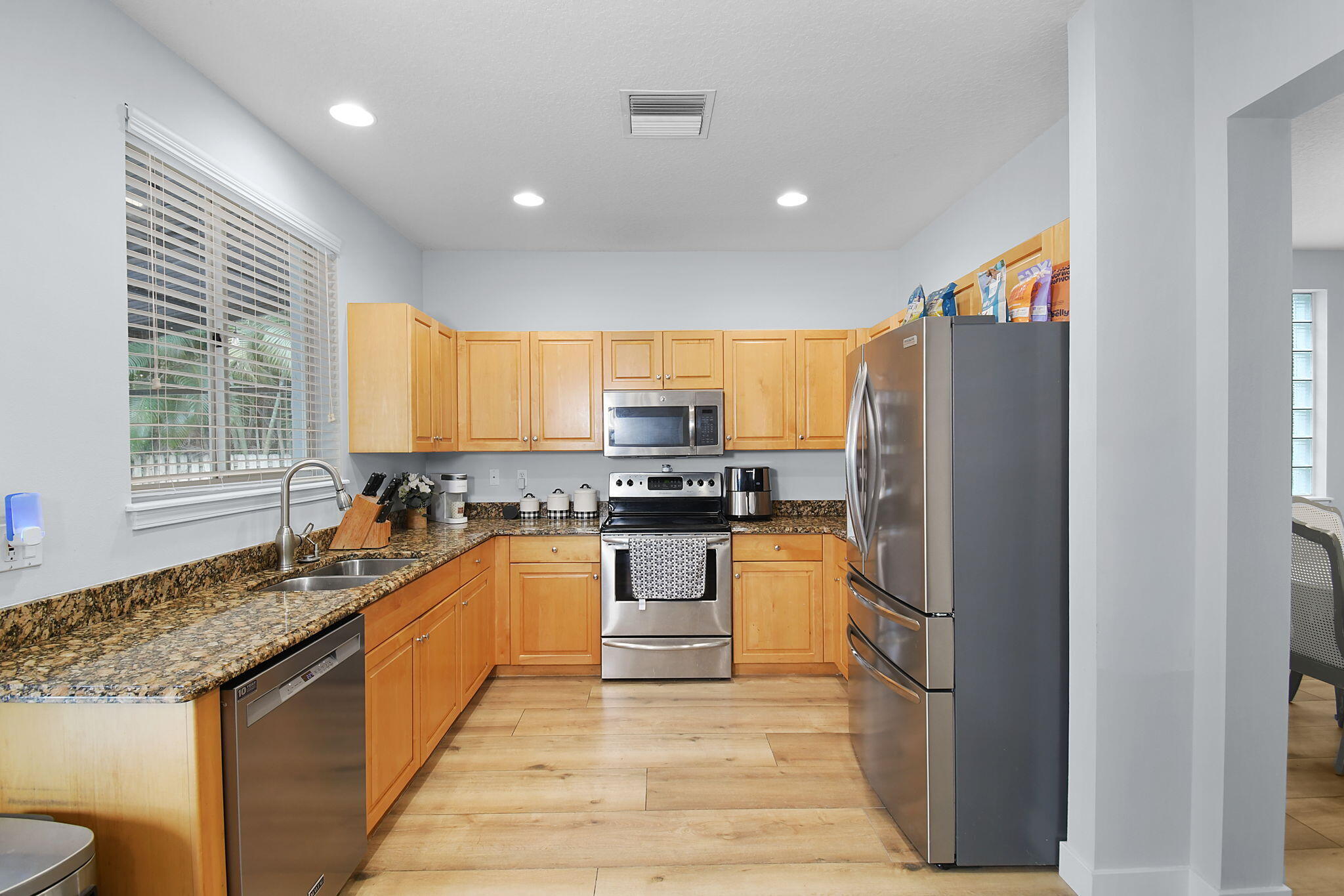 PALM POINTE AT MARTIN DOWNS (AKA MARTIN DOWNS PLAT - Residential