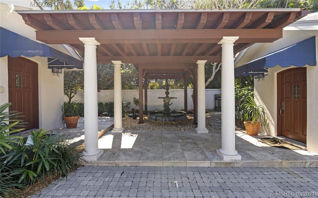 HIGH POINT ISLE ADDITION TO - Residential