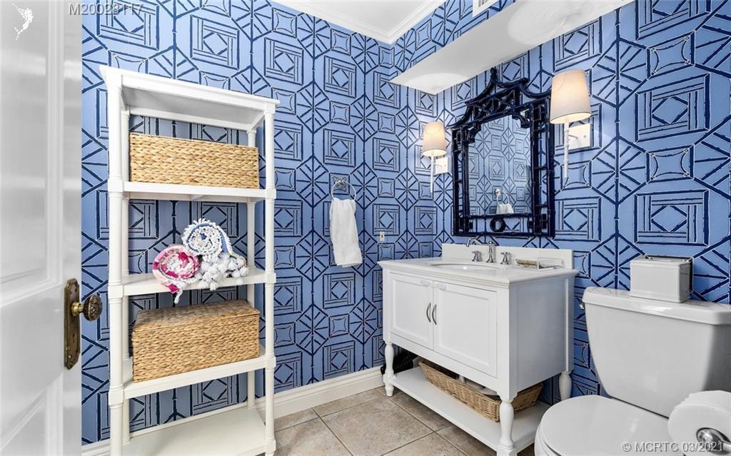 HIGH POINT ISLE ADDITION - Residential