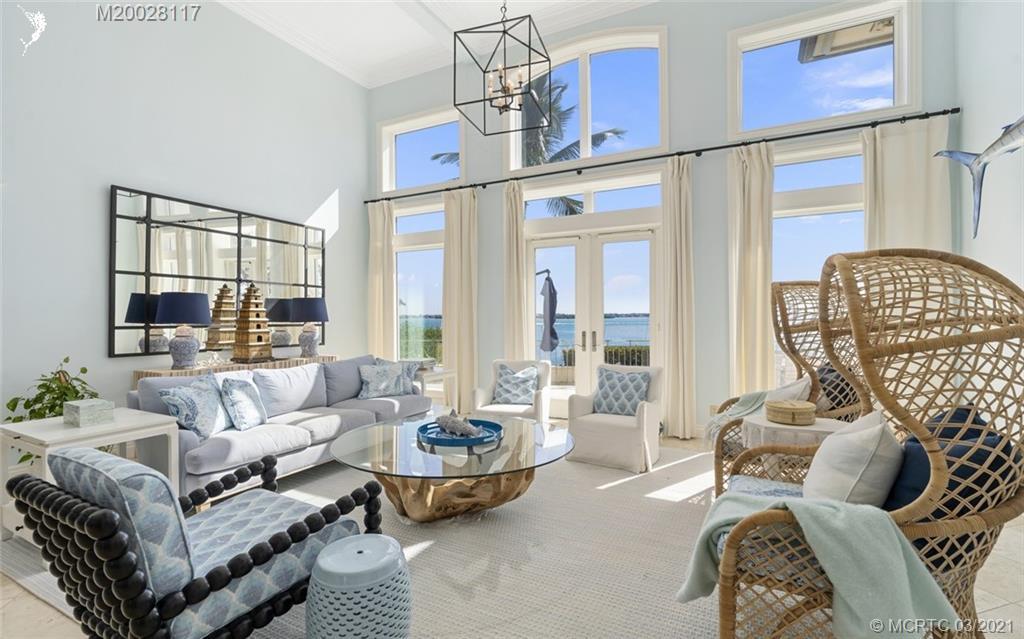 HIGH POINT ISLE ADDITION TO - Residential