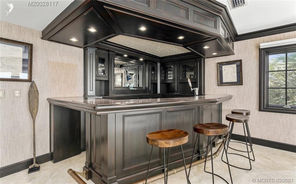 HIGH POINT ISLE ADDITION TO - Residential