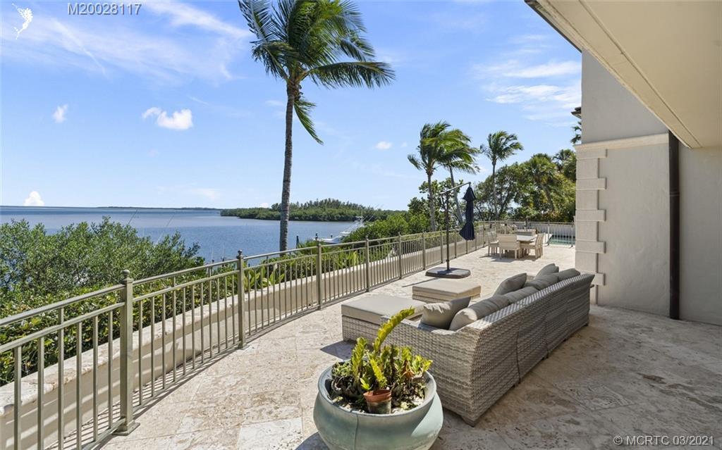 HIGH POINT ISLE ADDITION TO - Residential