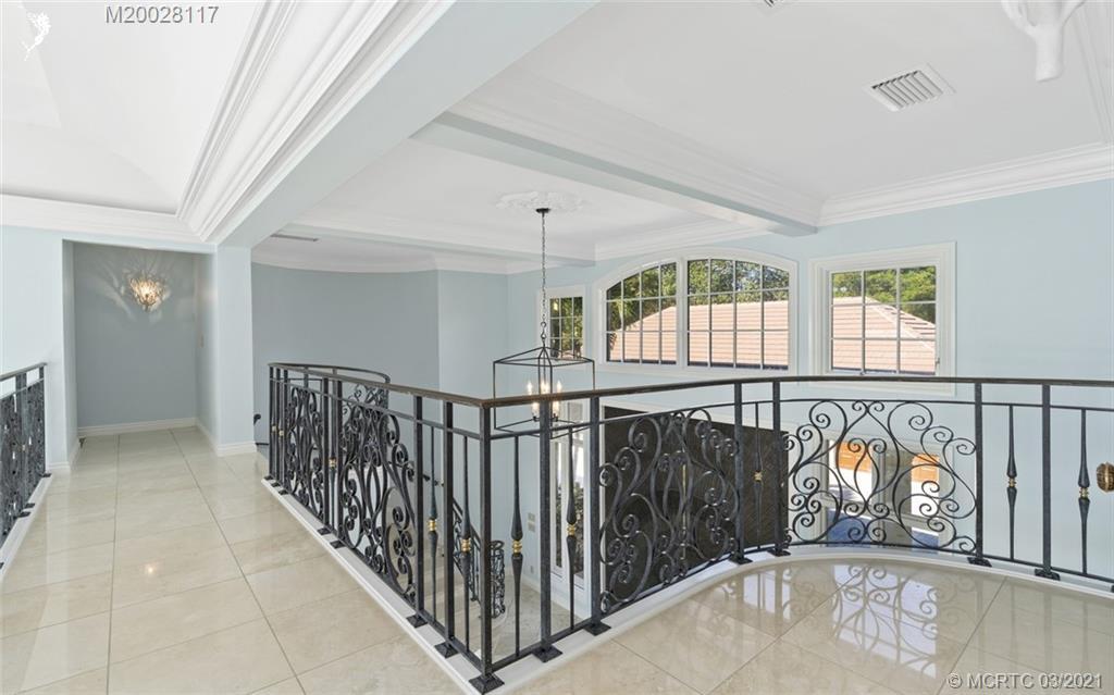 HIGH POINT ISLE ADDITION TO - Residential