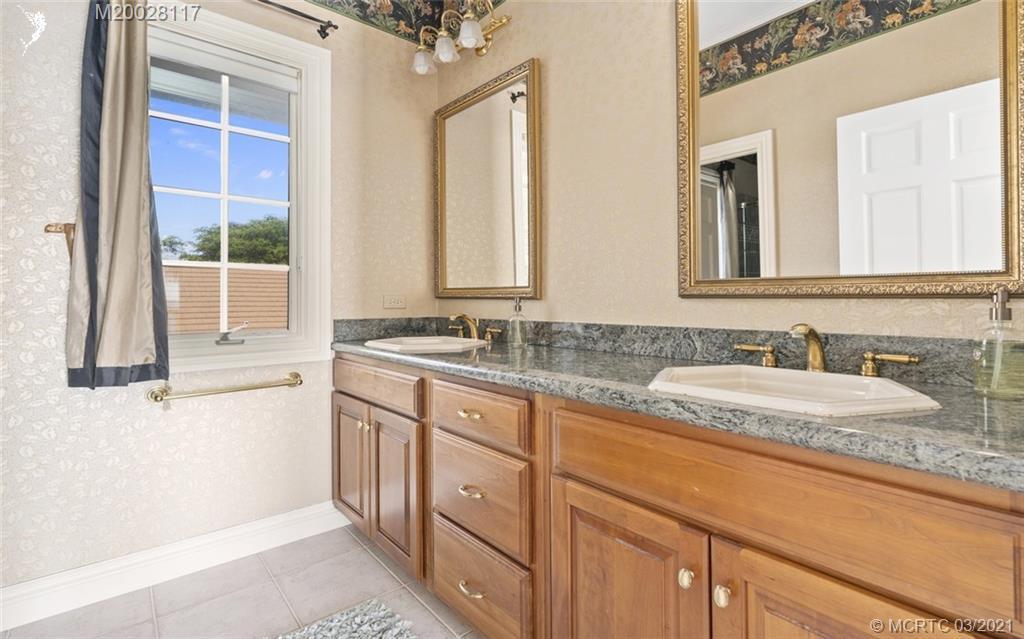 HIGH POINT ISLE ADDITION - Residential