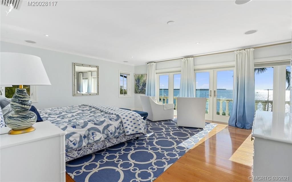 HIGH POINT ISLE ADDITION - Residential