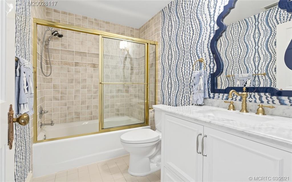 HIGH POINT ISLE ADDITION - Residential