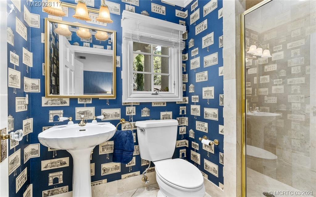 HIGH POINT ISLE ADDITION TO - Residential