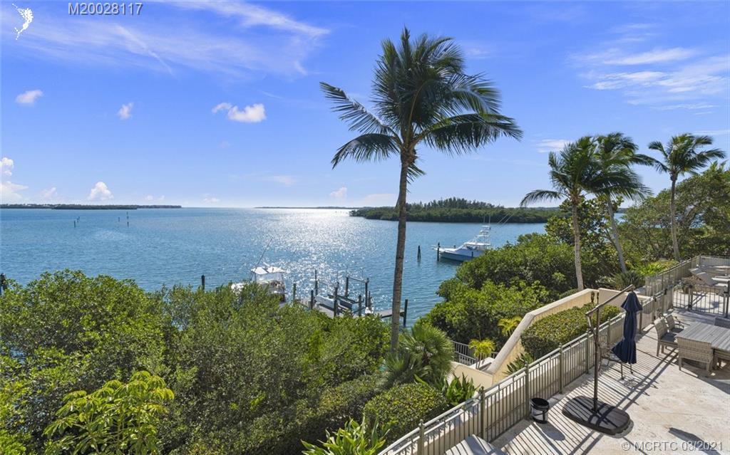 HIGH POINT ISLE ADDITION TO - Residential