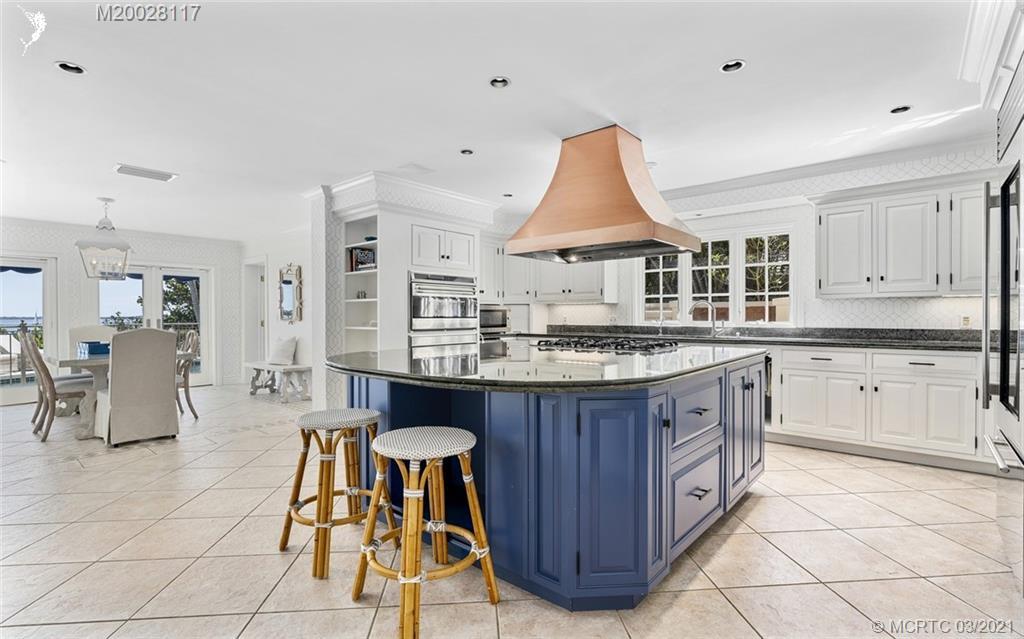 HIGH POINT ISLE ADDITION TO - Residential